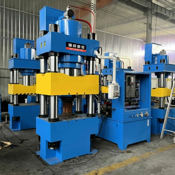 four column hydraulic press left side view with 900mm worktable