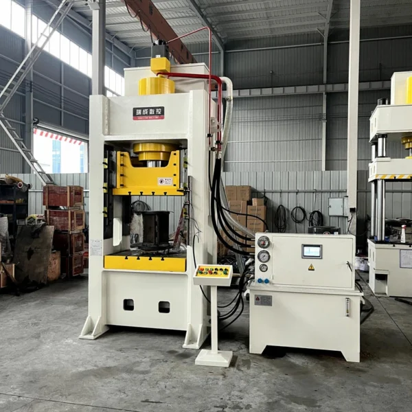 250 ton hydraulic press with multi-rod ejector right view